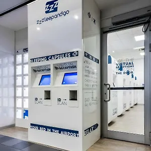 Kapselhotel Resting Pods - Zzzleepandgo Bgy Airport