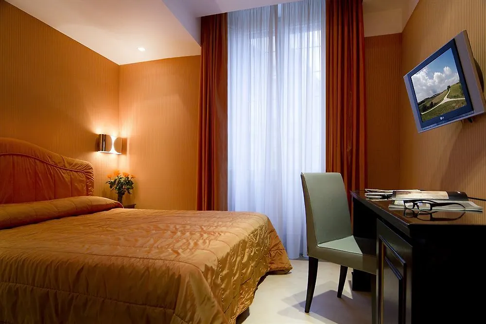 Marcella Royal Hotel - Rooftop Garden Rome