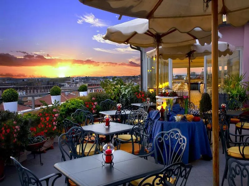 Marcella Royal Hotel - Rooftop Garden Рим