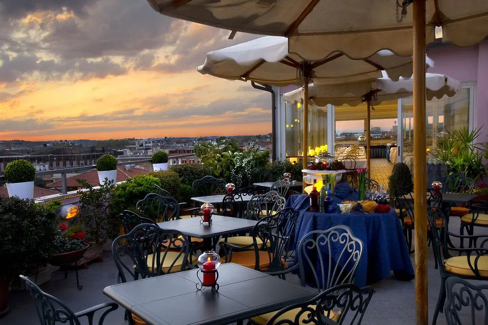 Marcella Royal Hotel - Rooftop Garden Рим
