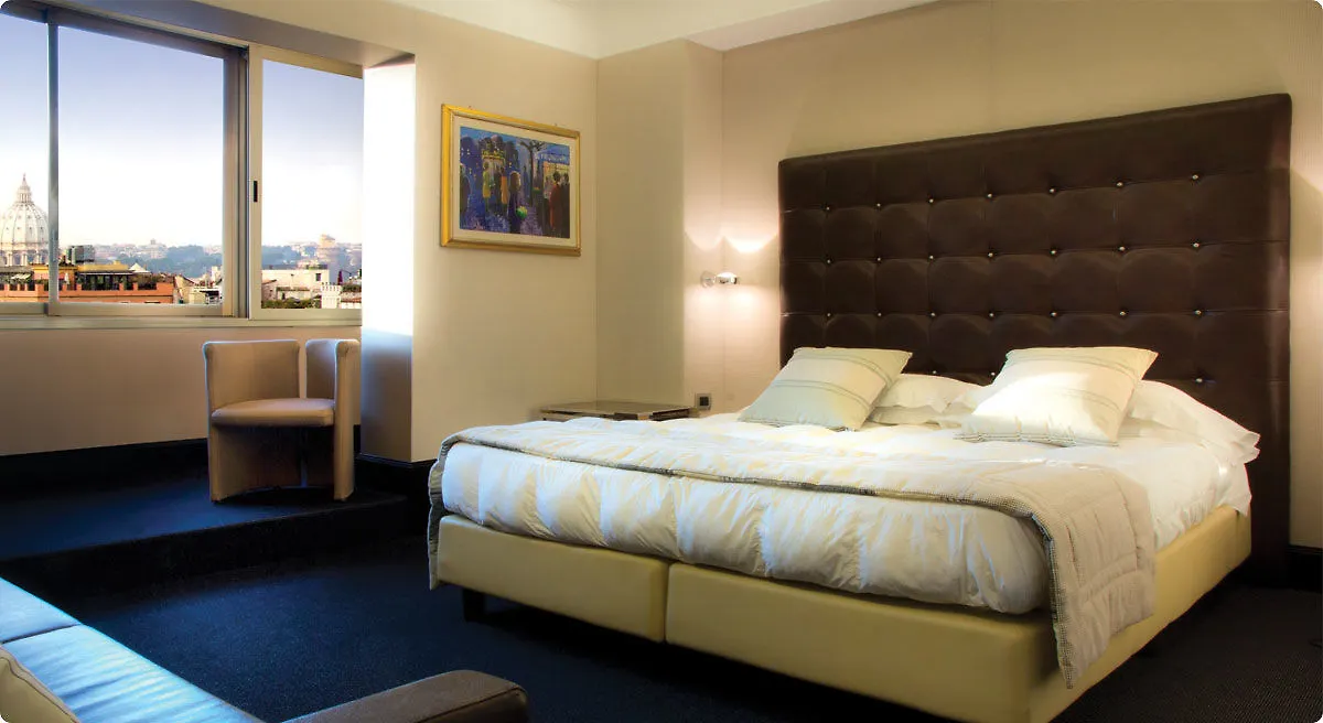 Marcella Royal Hotel - Rooftop Garden Рим
