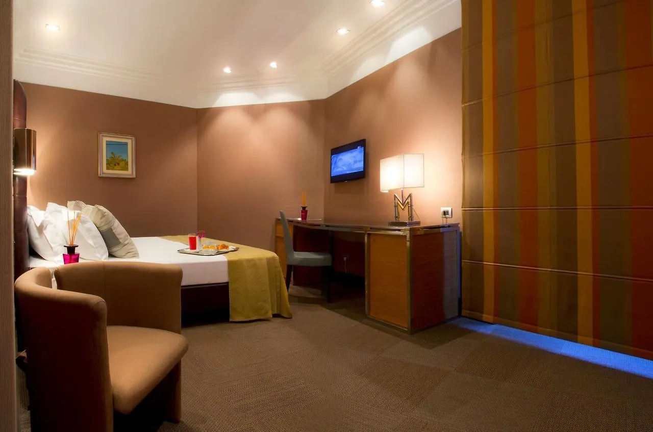 Marcella Royal Hotel - Rooftop Garden Рим