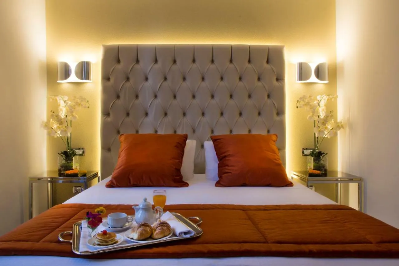 Marcella Royal Hotel - Rooftop Garden Рим